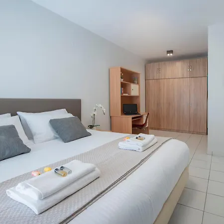 Sunwaves Center Apartment Rhodes City