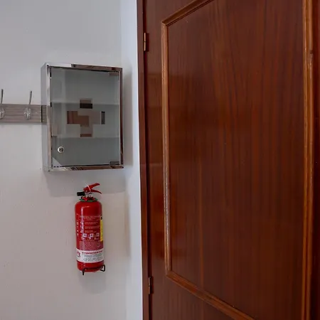 Sunwaves Center עיר רודוס