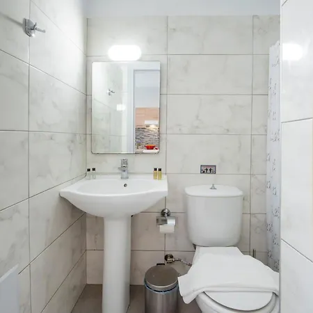 Sunwaves Center شقة Rhodes City