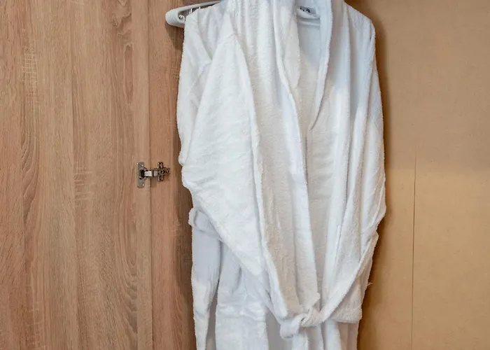 شقة Sunwaves Center Rhodes City