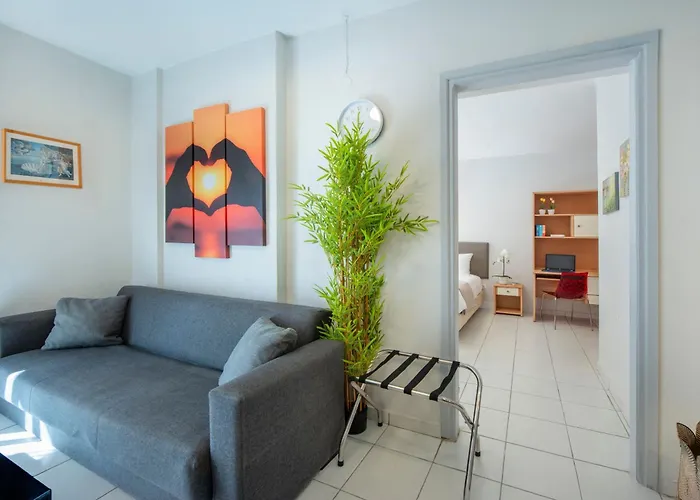 Sunwaves Center Rhodes City